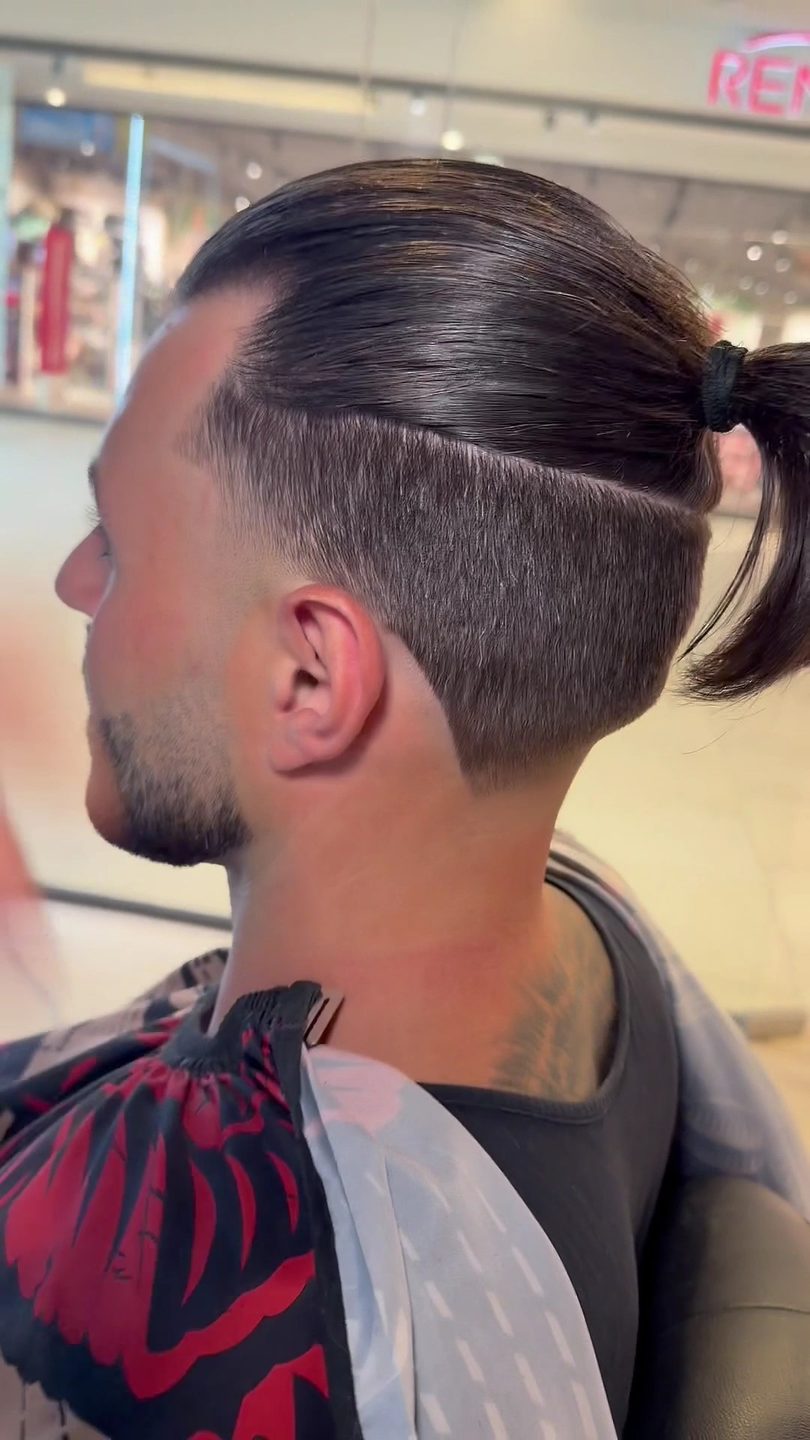 Undercut mit Zopf